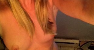 Selfie de ma poitrine sexy