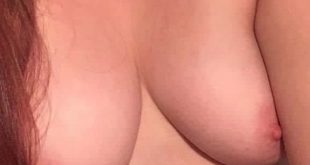 Mes jolis seins très sexy